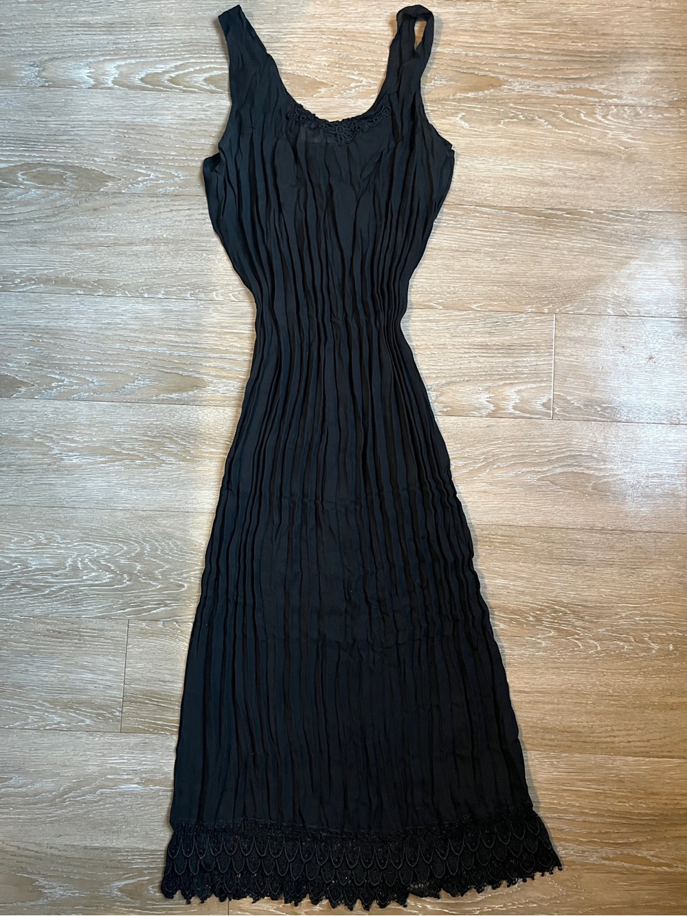 ✨Vintage Black Sleeveless Maxi Slip Dress